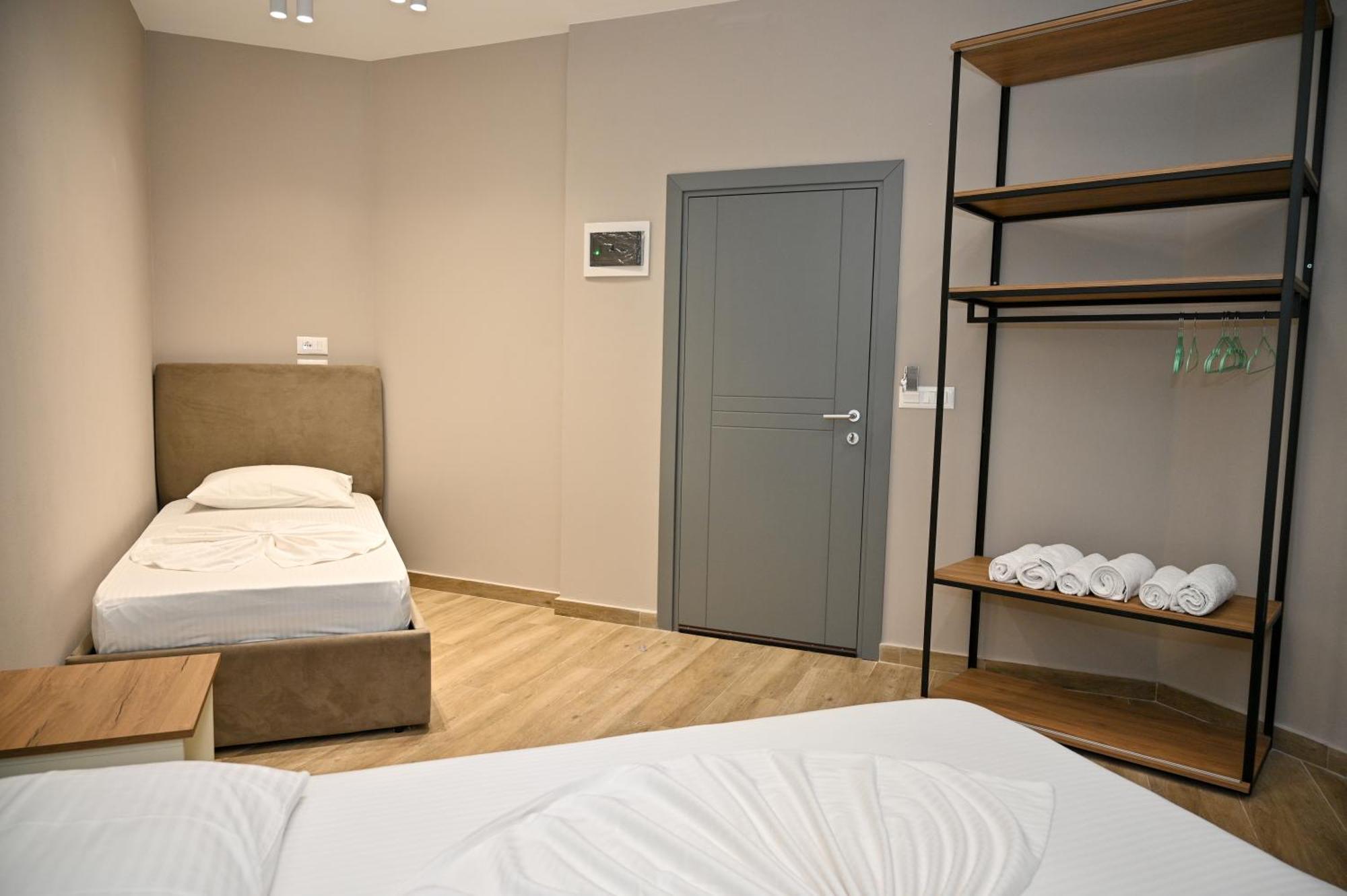 Monduro Hotel Durres Room photo