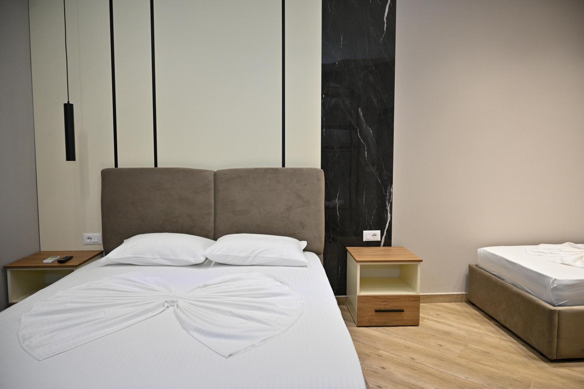 Monduro Hotel Durres Room photo
