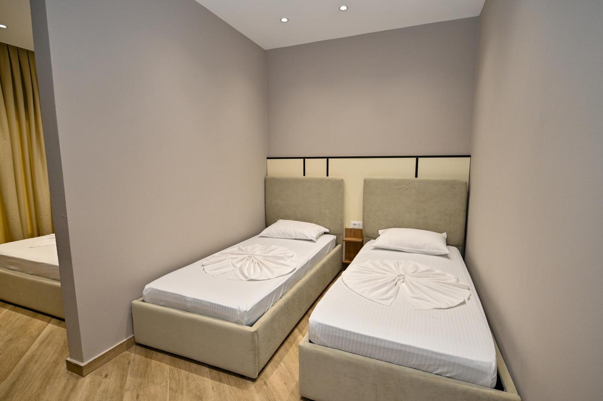 Monduro Hotel Durres Room photo
